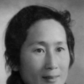 触手怪从下部入侵美女