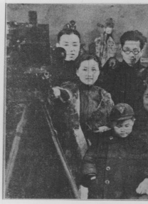 韩国美女脱内衣全过程